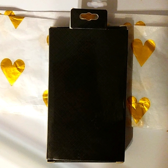 ☆Gift Idea☆NWT 18" "LIVE" "LAUGH" "LOVE" 3 Hearts Charm Boxed Necklace☆ - Picture 6 of 6